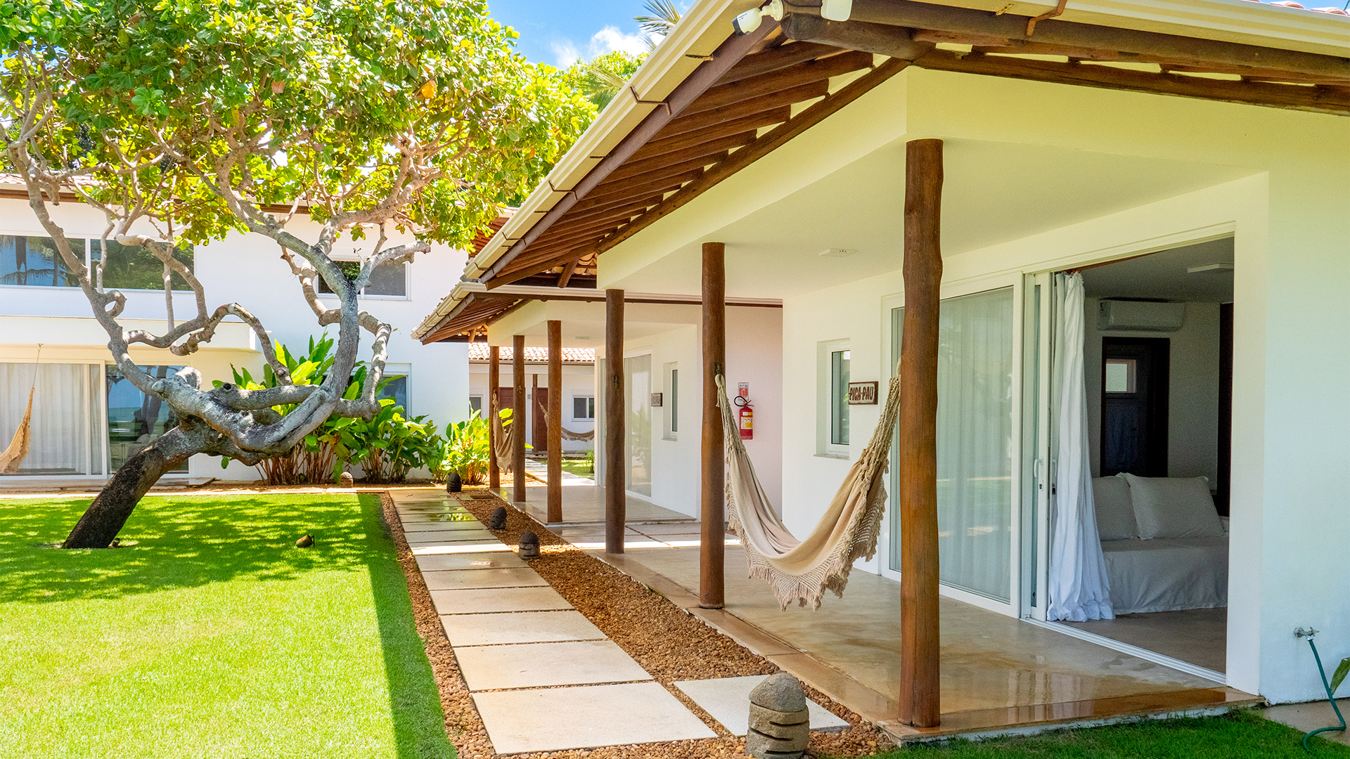 Villa Coastal Living