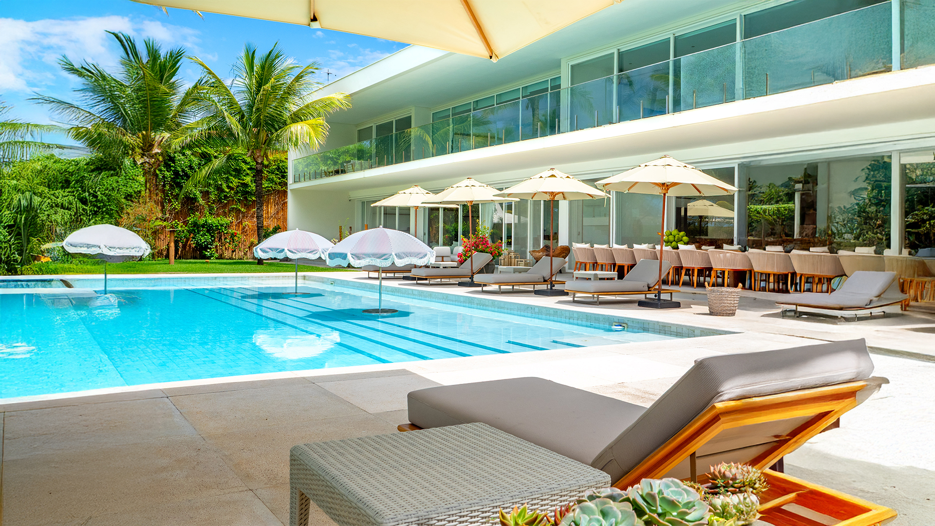 Relaxation at Blue Bauhaus Villas