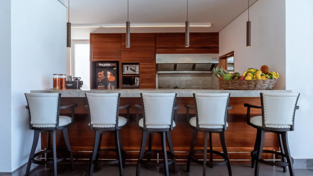 7 Artisanal Markets & Cultural Experiences in Coastal Bahia