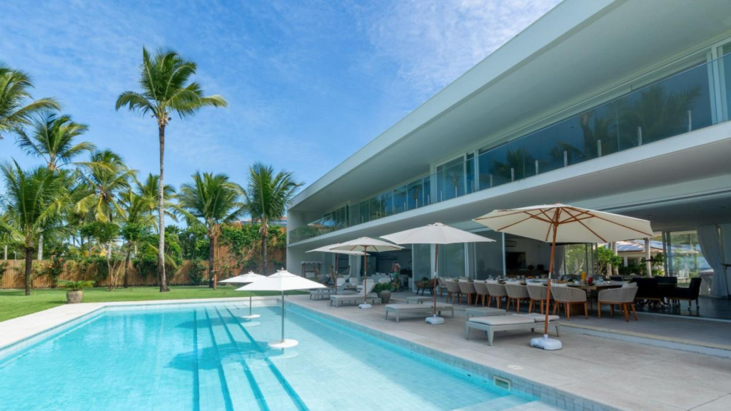 beachfront villa Arraial d'Ajuda